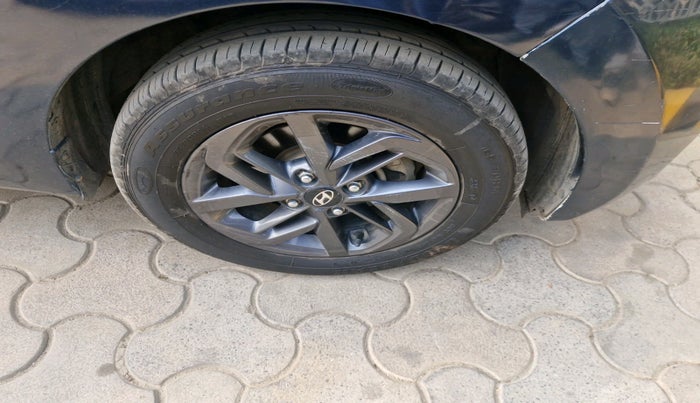 2022 Hyundai GRAND I10 NIOS SPORTZ 1.2 KAPPA VTVT, Petrol, Manual, 38,111 km, tyre