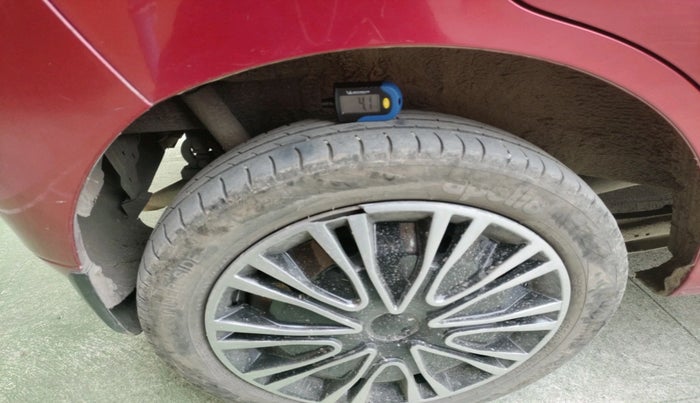 2018 Maruti Wagon R 1.0 VXI, Petrol, Manual, 1,07,777 km, tyre