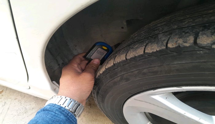 2014 Honda City 1.5L I-VTEC V MT, Petrol, Manual, 1,55,135 km, tyre