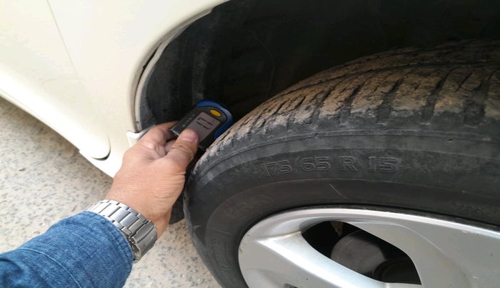 2014 Honda City 1.5L I-VTEC V MT, Petrol, Manual, 1,55,135 km, tyre