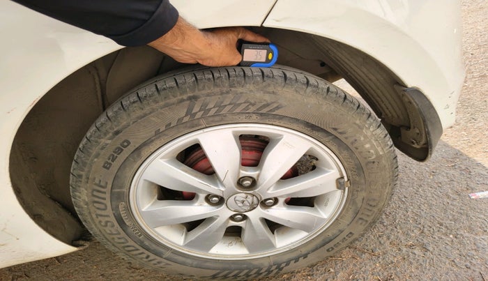 2013 Hyundai i20 SPORTZ 1.2, Petrol, Manual, 73,851 km, tyre