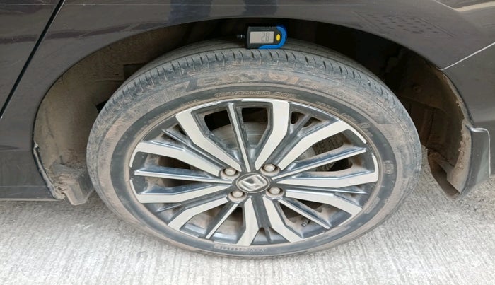 2018 Honda City 1.5L I-VTEC VX CVT, Petrol, Automatic, 44,442 km, tyre