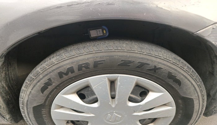 2012 Maruti Swift Dzire VXI, Petrol, Manual, 1,07,552 km, tyre