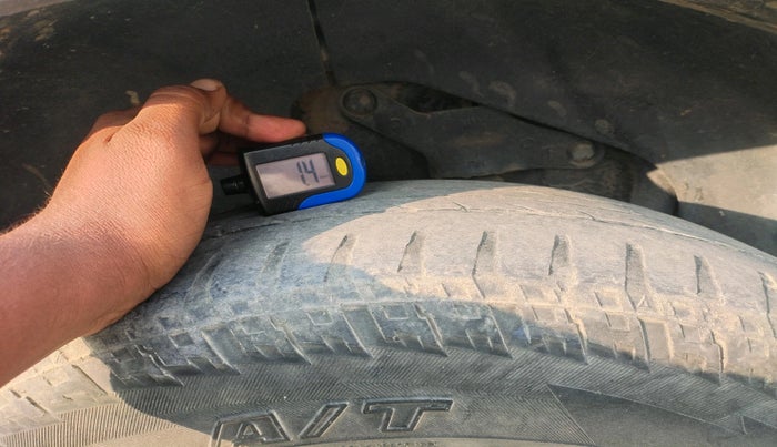 2019 Tata Harrier XZ 2.0L DARK EDITION, Diesel, Manual, 1,52,502 km, tyre