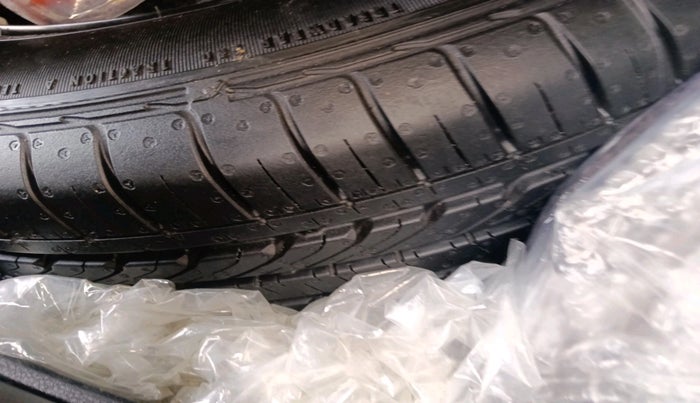 2020 KIA SELTOS HTX 1.5 DIESEL, Diesel, Manual, 1,04,839 km, tyre