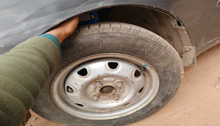 2013 Hyundai i10 ERA 1.1, Petrol, Manual, 96,693 km, tyre