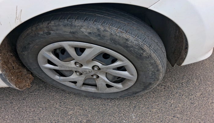 2017 Hyundai Grand i10 MAGNA 1.2 KAPPA VTVT, Petrol, Manual, 45,896 km, tyre