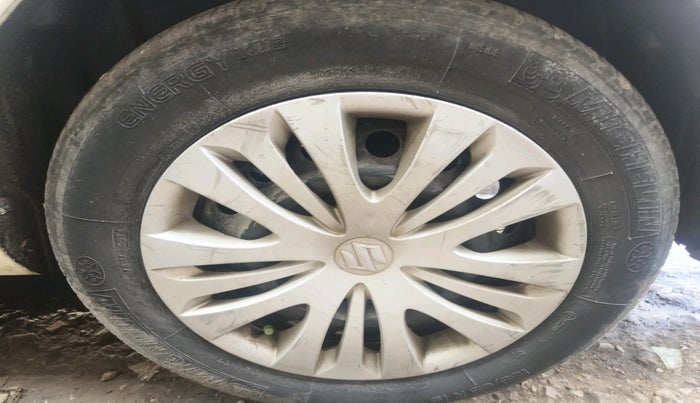 2012 Maruti Ertiga VDI, Diesel, Manual, 2,12,053 km, tyre