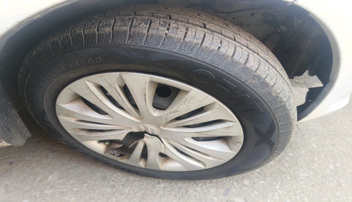 2012 Maruti Ertiga VDI, Diesel, Manual, 2,12,053 km, tyre