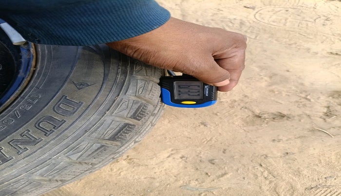 2015 Ford Figo Aspire TITANIUM 1.2 PETROL, Petrol, Manual, 48,623 km, tyre