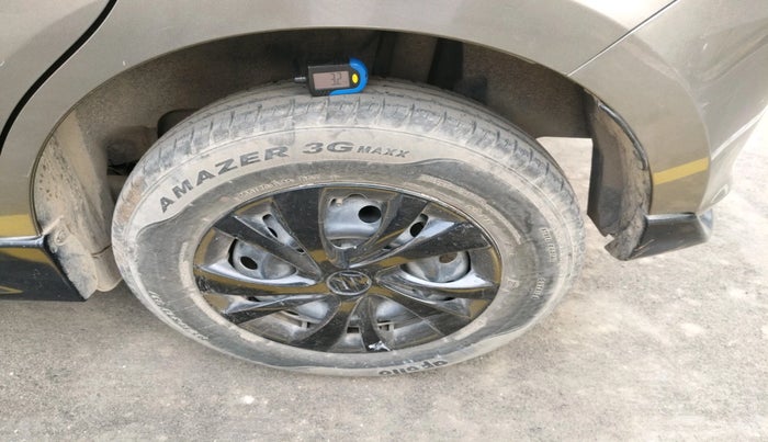 2018 Maruti Swift VXI AMT, Petrol, Automatic, 26,692 km, tyre