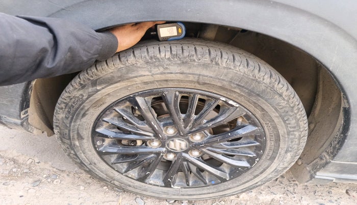 2019 Maruti XL6 ALPHA MT, Petrol, Manual, 1,37,000 km, tyre