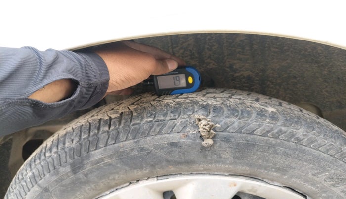 2020 Maruti Swift VXI, Petrol, Manual, 84,246 km, tyre