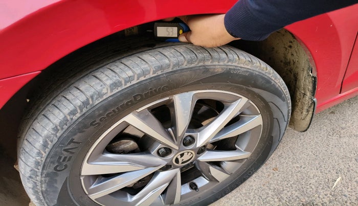 2022 Skoda SLAVIA STYLE 1.5L TSI MT, Petrol, Manual, 31,871 km, tyre