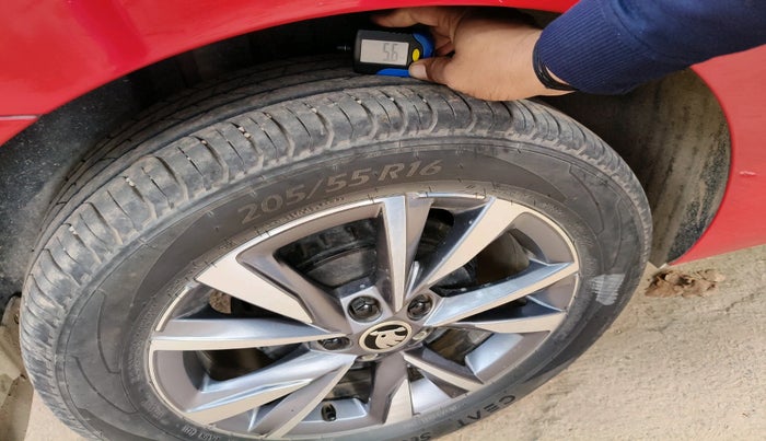 2022 Skoda SLAVIA STYLE 1.5L TSI MT, Petrol, Manual, 31,871 km, tyre