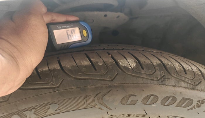 2017 Honda Amaze 1.2L I-VTEC E OPT, Petrol, Manual, 27,994 km, tyre