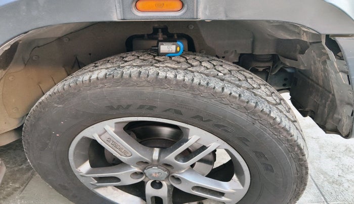 2021 Mahindra Thar LX D 4WD MT CONVERTIBLE, Diesel, Manual, 64,840 km, tyre