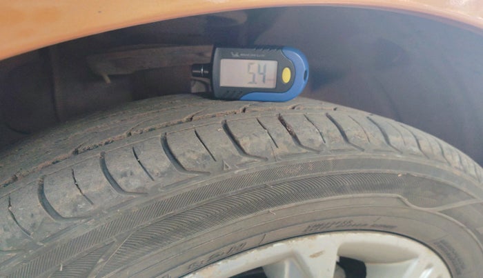 2016 Tata Tiago XZ PETROL, Petrol, Manual, 1,16,098 km, tyre