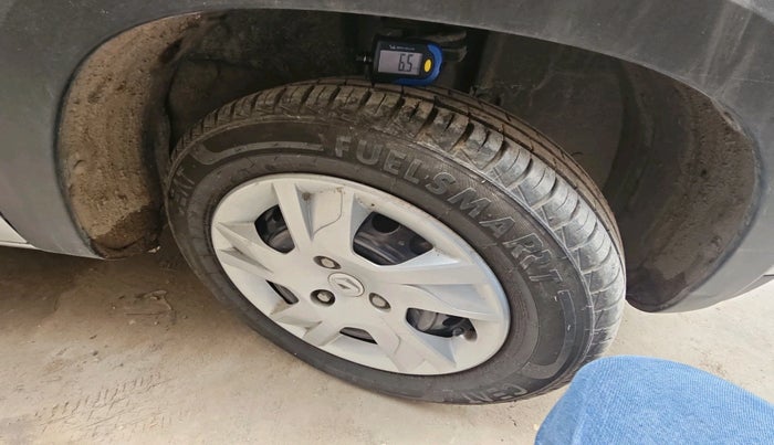 2024 Renault Kwid RXL(O) 1.0L, Petrol, Manual, 4,683 km, tyre