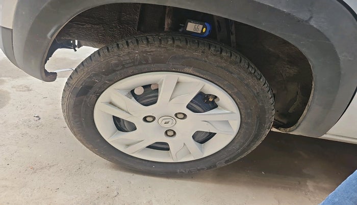 2024 Renault Kwid RXL(O) 1.0L, Petrol, Manual, 4,683 km, tyre