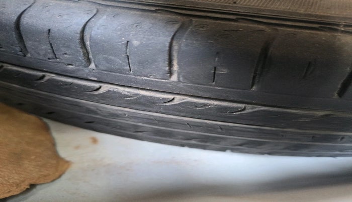 2022 Hyundai VENUE S+ 1.2, Petrol, Manual, 63,169 km, tyre