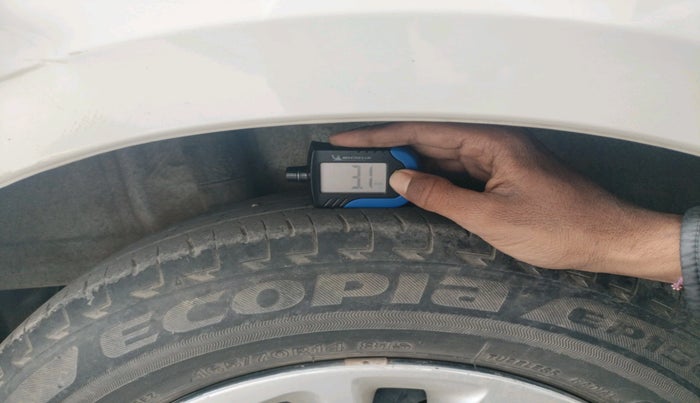 2022 Maruti Celerio VXI CNG, Petrol, Manual, 52,382 km, tyre