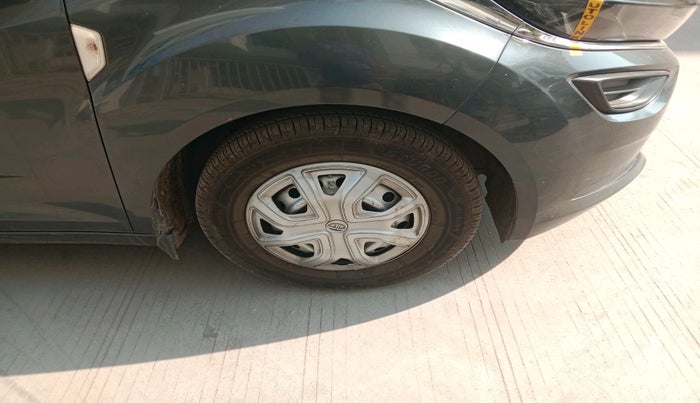 2021 Tata ALTROZ XE PETROL, Petrol, Manual, 46,522 km, tyre