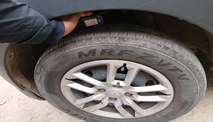 2022 Renault TRIBER RXT, Petrol, Manual, 40,024 km, tyre