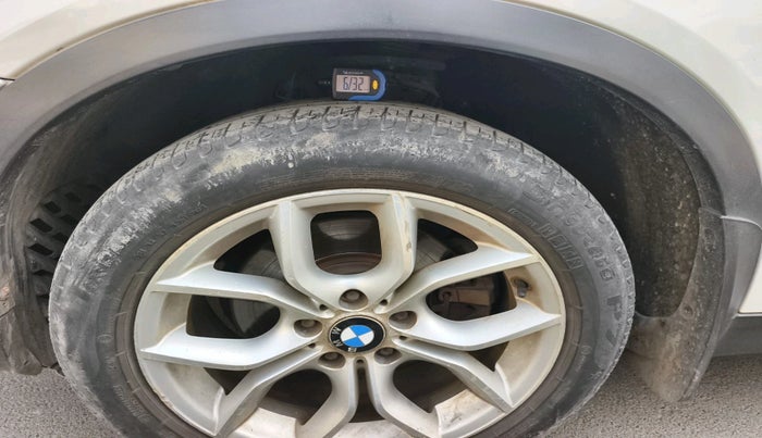 2011 BMW X3 XDRIVE 30 D, Diesel, Automatic, 1,26,432 km, tyre