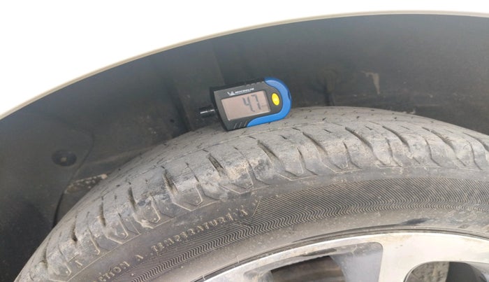 2017 Hyundai Elite i20 ASTA 1.2 DUAL TONE, Petrol, Manual, 58,406 km, tyre