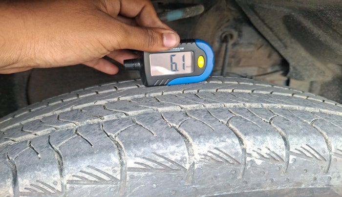 2024 Maruti Grand Vitara DELTA SMART HYBRID, Petrol, Manual, 14,874 km, tyre