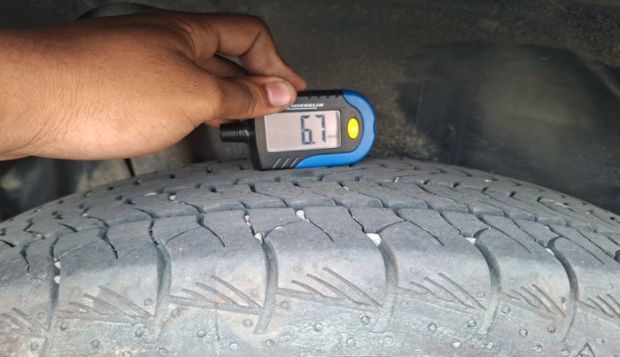 2024 Maruti Grand Vitara DELTA SMART HYBRID, Petrol, Manual, 14,874 km, tyre