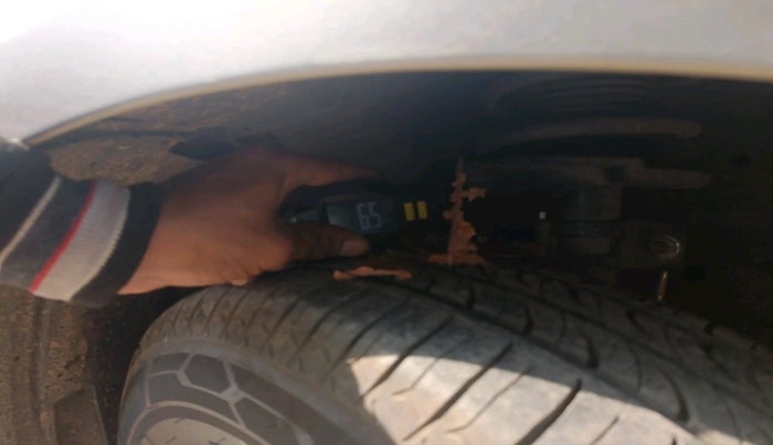 2012 Maruti Swift Dzire VDI, Diesel, Manual, 2,25,778 km, tyre