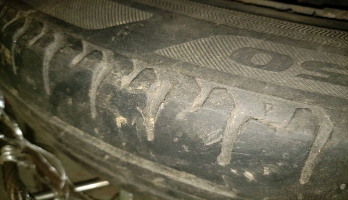 2012 Maruti Swift Dzire VDI, Diesel, Manual, 2,25,778 km, tyre