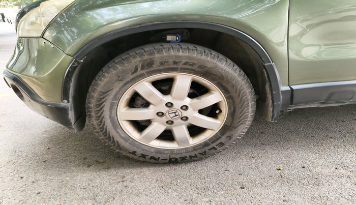 2006 Honda CRV 2.4L 2WD AT, Petrol, Automatic, 1,34,147 km, tyre