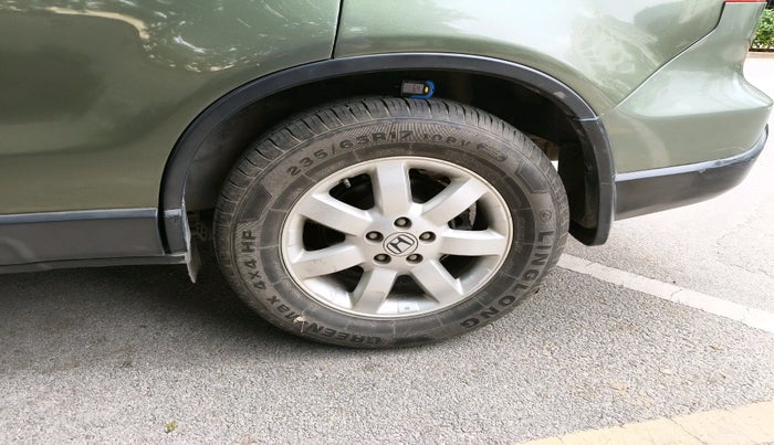 2006 Honda CRV 2.4L 2WD AT, Petrol, Automatic, 1,34,147 km, tyre