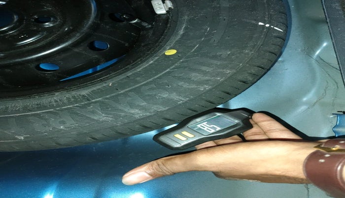 2020 Maruti Alto VXI, Petrol, Manual, 2,669 km, tyre