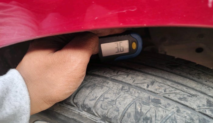 2017 Ford Figo Aspire TITANIUM 1.2 PETROL, Petrol, Manual, 68,992 km, tyre