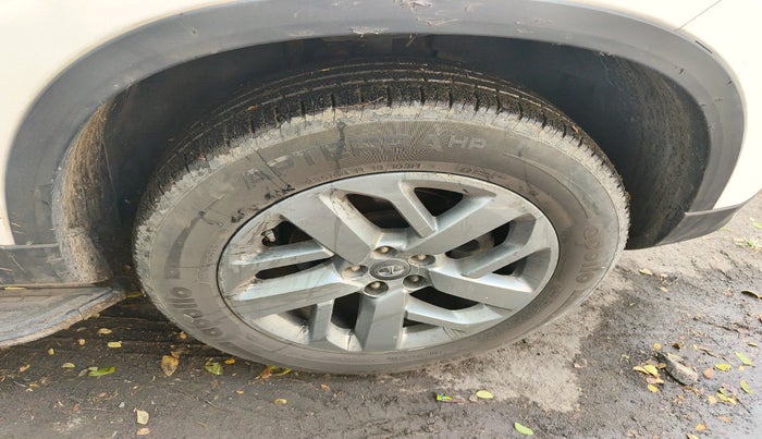 2021 Tata Safari XT PLUS, Diesel, Manual, 93,019 km, tyre