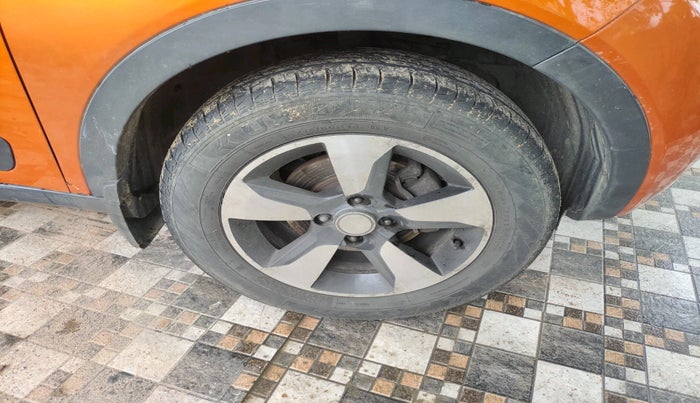 2018 Tata NEXON XZ PLUS PETROL, Petrol, Manual, 97,460 km, tyre