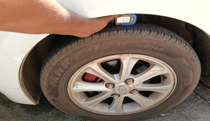 2015 Hyundai Xcent BASE 1.2, Petrol, Manual, 85,114 km, tyre