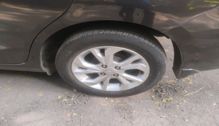 2018 Honda Amaze 1.5L I-DTEC V CVT, Diesel, Automatic, 57,886 km, tyre