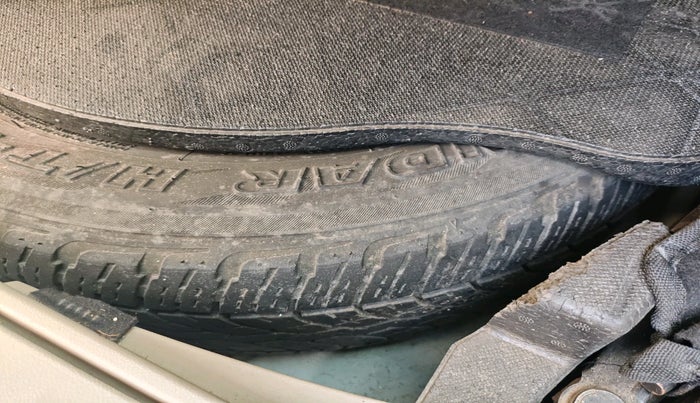 2011 Renault Koleos 4x4 AT, Diesel, Automatic, 1,78,203 km, tyre