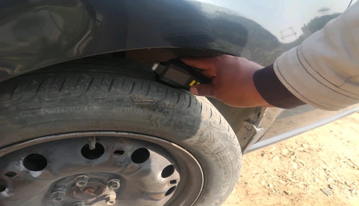 2016 Volkswagen Ameo COMFORTLINE 1.2L, Petrol, Manual, 97,979 km, tyre