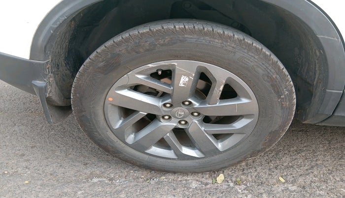 2021 Tata Safari XT PLUS, Diesel, Manual, 60,633 km, tyre