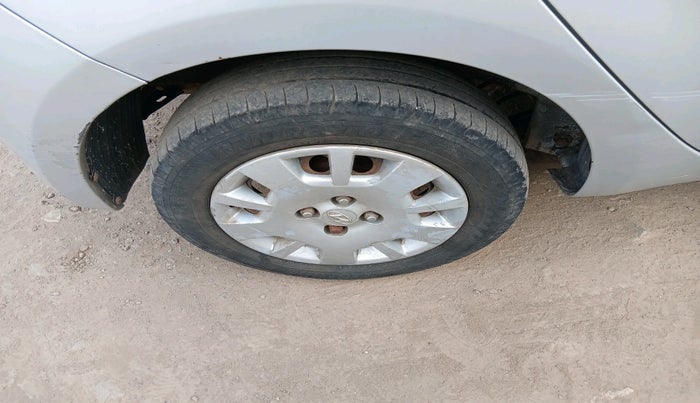 2013 Hyundai i20 MAGNA 1.2, Petrol, Manual, 1,44,670 km, tyre