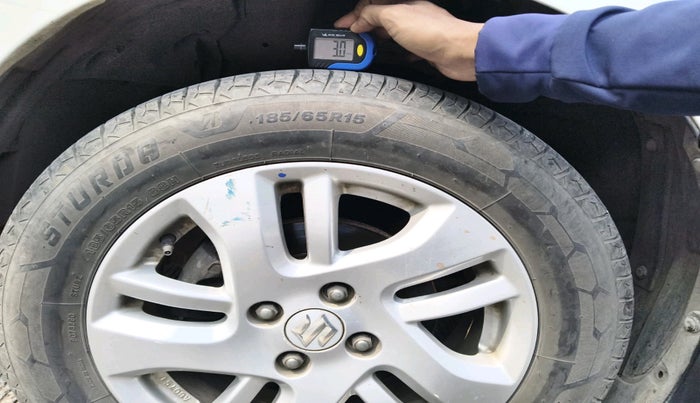 2012 Maruti Swift Dzire ZDI, Diesel, Manual, 1,47,557 km, tyre