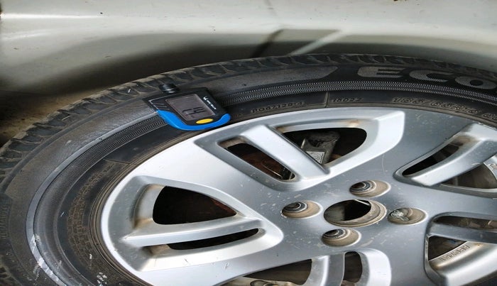 2012 Maruti Swift Dzire ZDI, Diesel, Manual, 1,47,557 km, tyre