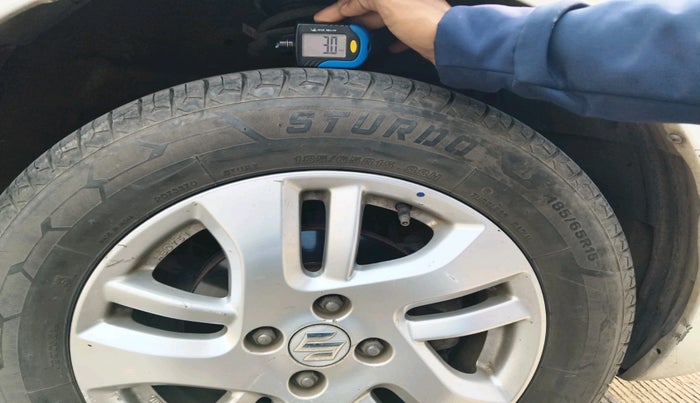 2012 Maruti Swift Dzire ZDI, Diesel, Manual, 1,47,557 km, tyre