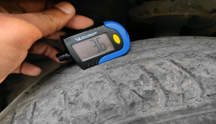 2021 Hyundai VENUE SX 1.5 CRDI, Diesel, Manual, 39,512 km, tyre